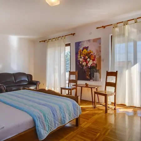 Apartmani Maris Mali Losinj Exterior photo