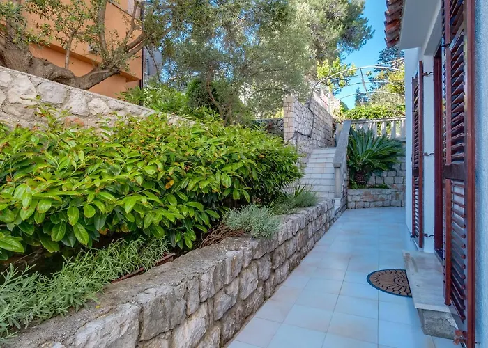 Apartmani Maris